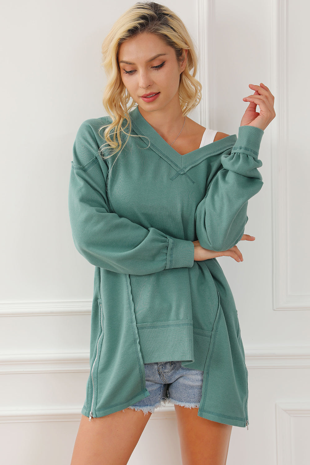 Green High Low Exposed Seam V Neck Loose Sweatshirt